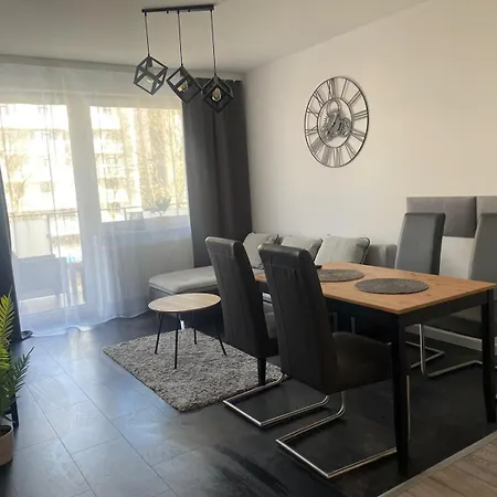 Apartment Blizej Morza, 300 Metrow Do Plazy Kolobrzeg